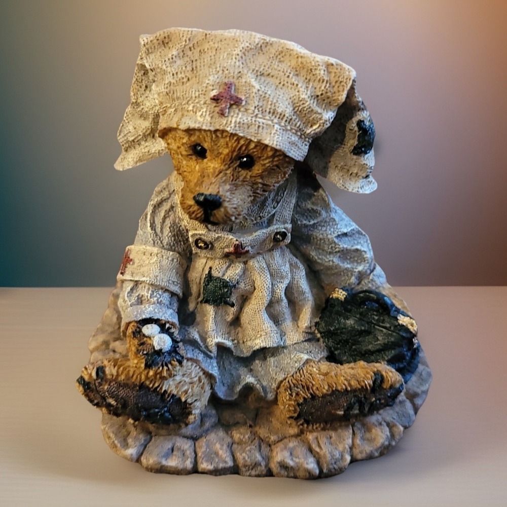Boyds Bears And Friends Clara The Nurse Style #2231 1993